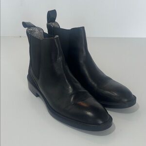 Black Leather Women’s Chelsea Boots